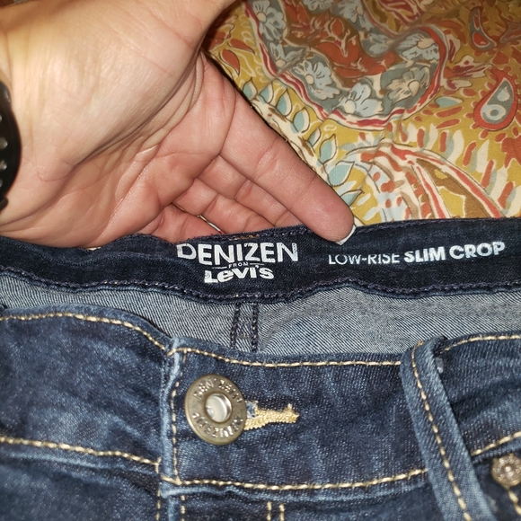 Levi's jeans - Picture 2 of 3